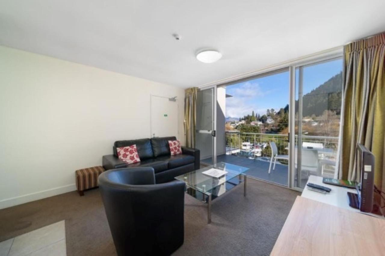 Mountain View City Apartment Квинстаун Экстерьер фото