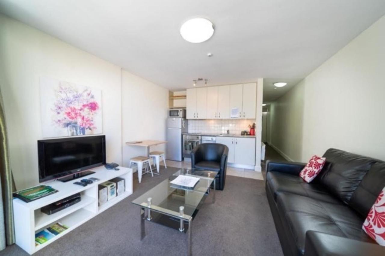Mountain View City Apartment Квинстаун Экстерьер фото