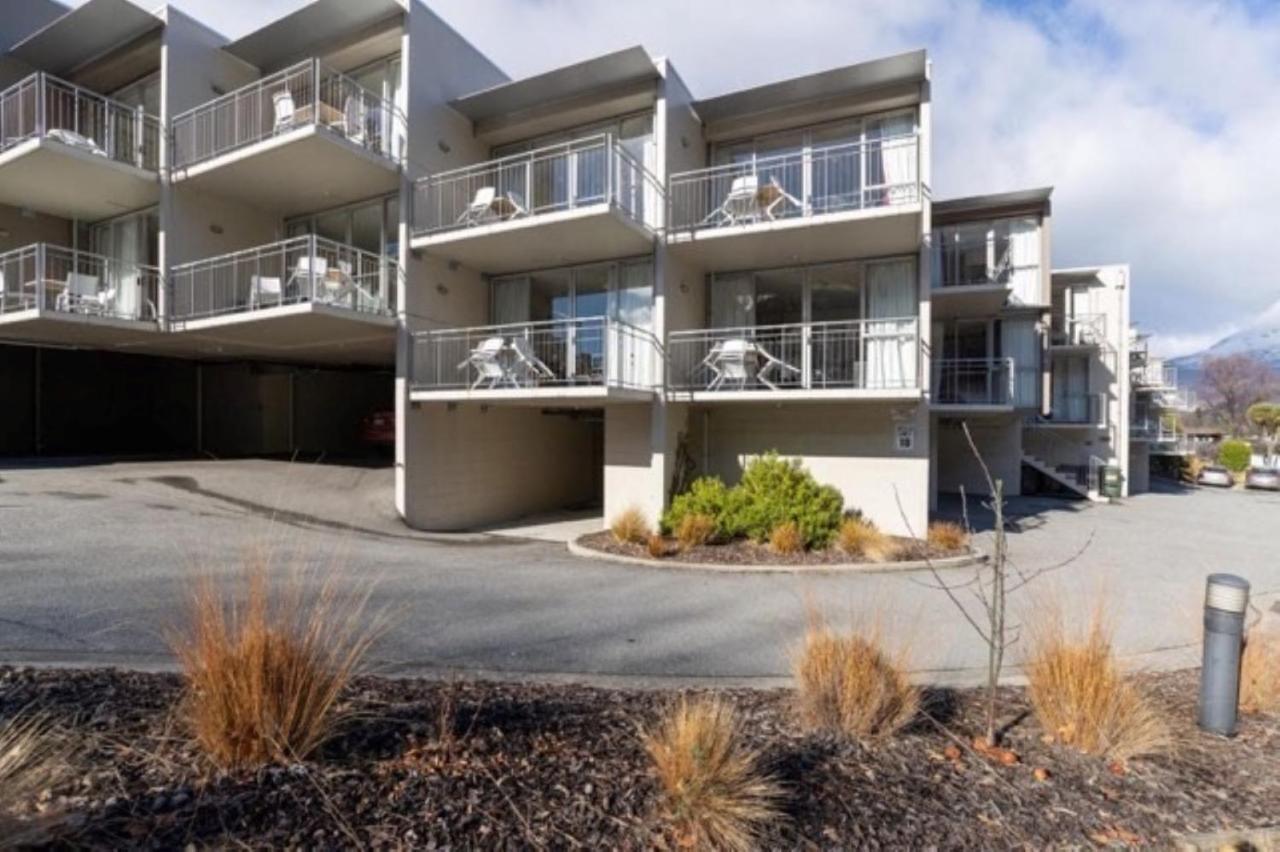 Mountain View City Apartment Квинстаун Экстерьер фото